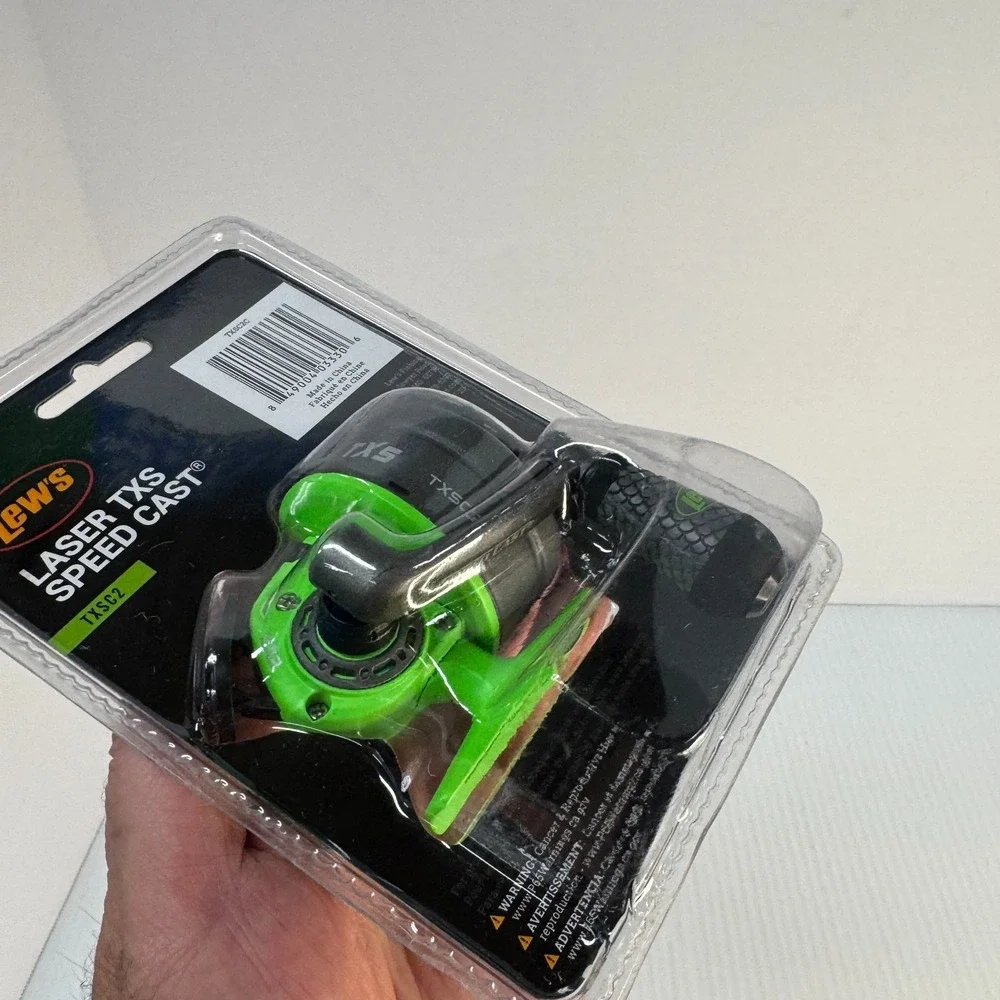 lews Laser TXSC 2 Speedcast Fishing Reel Spincast NIB Closed Face Push Button